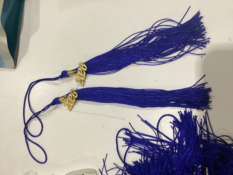 Condition photo showing New/Like New for chuangdi 10 pieces 2026 grad graduation tassels graduation cap tassels with 2026 charms graduate hat decoration for school party favors(navy blue)