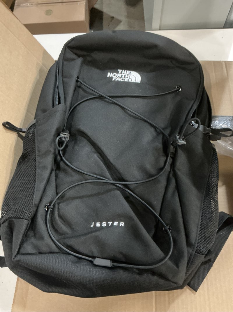 the north face women's jester everyday laptop backpack, tnf black, one size