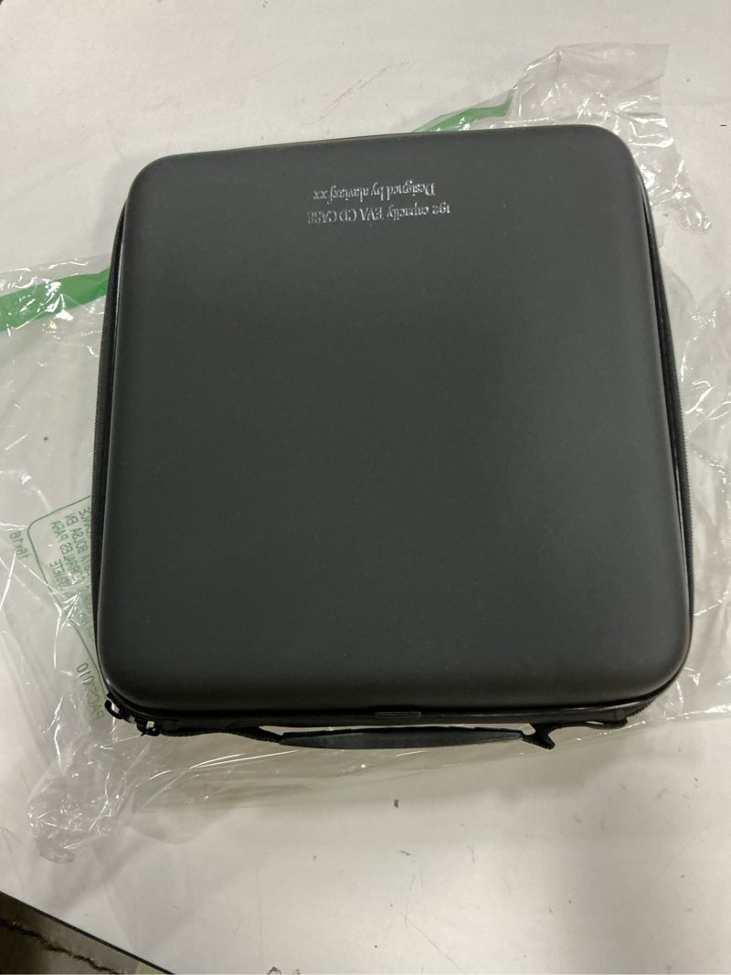 Condition photo showing Good Condition for alavisxf xx CD Case, 192 Capacity EVA Protective Blu-ray DVD Case Portable Zipper CD Case Holder Disc Storage Organizer Wallet Bag for Car Home Travel (192 Capacity, Black192) 192 Capacity Black192