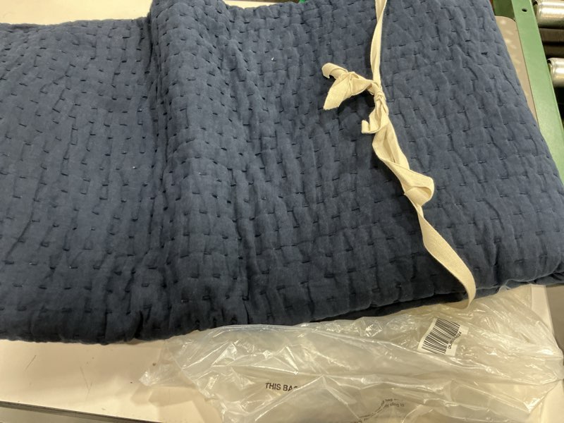 Condition photo showing As Is for quince european linen cotton stitch quilt set color navy size queen