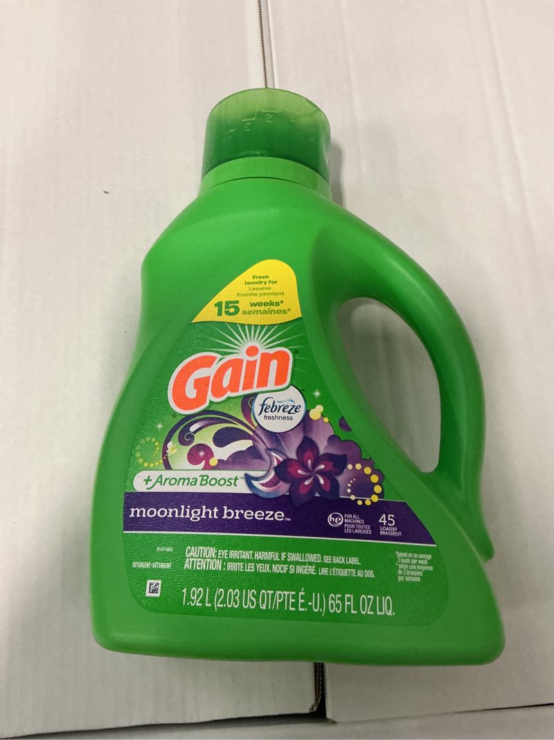 Gain, Laundry Detergent Moonlight Breeze + Aroma Boost, 65 Fl Oz
