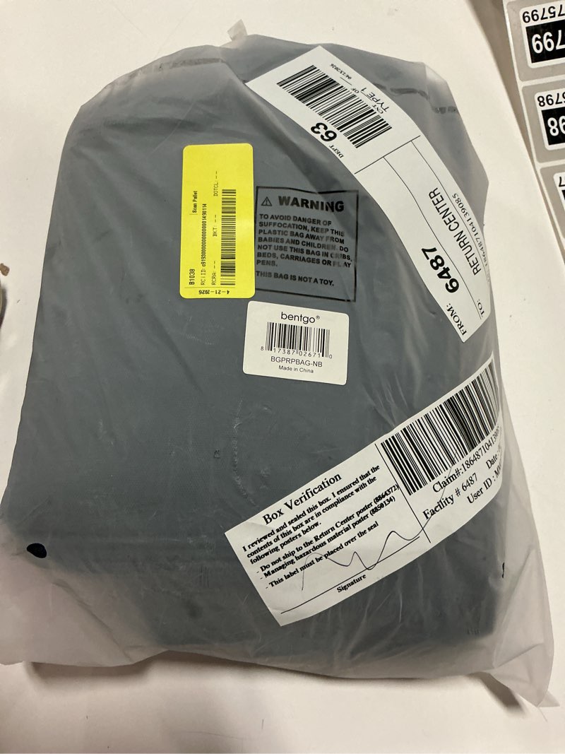 Condition photo showing New/Like New for bentgo prep deluxe multimeal bag
