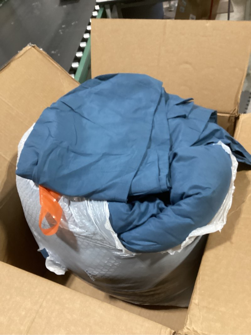 Condition photo showing Good Condition for fitted sheets king size
