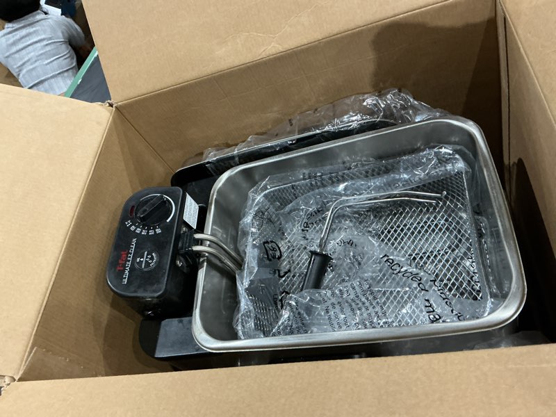Condition photo showing As Is for used t-fal 3.5l stainless steel deep fryer with basket for home use, 1700w, deep fryer with oil filtration, temp control, digital timer 3.5 l- 1700 w