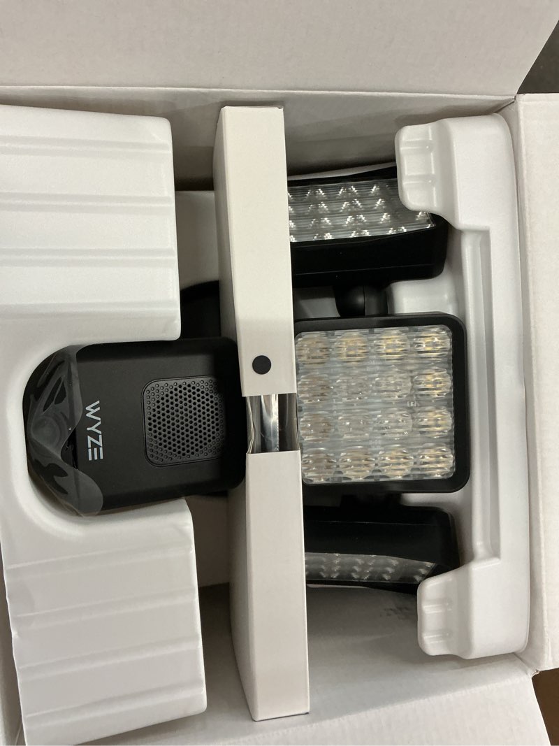 Condition photo showing Good Condition for wyze cam floodlight pro with 3000 lumen leds, wired 2.5k qhd ip65 outdoor smart security camera, color night vision, 180° fov with customizable ai motion detection, 105db siren, two-way audio, black