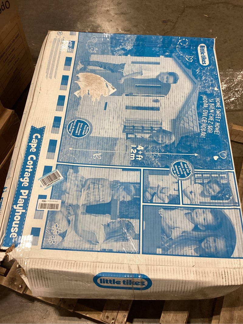 Condition photo showing Good Condition for little tikes cape cottage playhouse - blue large silver, blue, golden