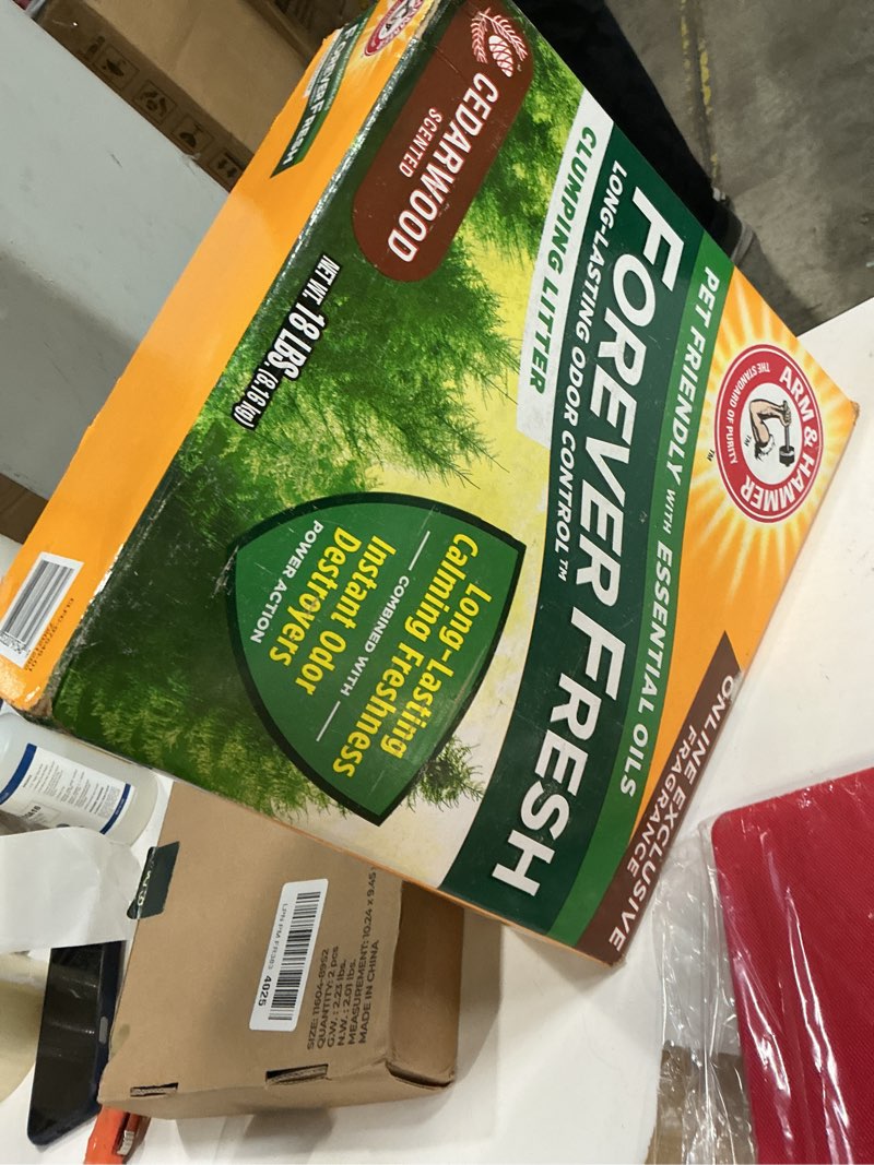 Condition photo showing New/Like New for arm & hammer forever fresh clumping cat litter cedarwood, multicat 18lb, pet friendly with essential oils