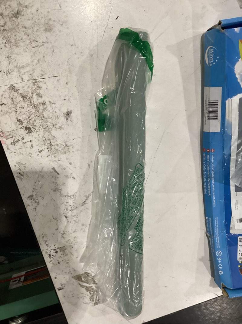 Condition photo showing New/Like New for dimoon 118''x17.7'' green peel and stick wallpaper contact paper modern self adhesive wall paper removable renter friendly textured solid color shelf cabinet vinyl roll (118''x17.7'',leaf green) leaf green 17.7" x 118"