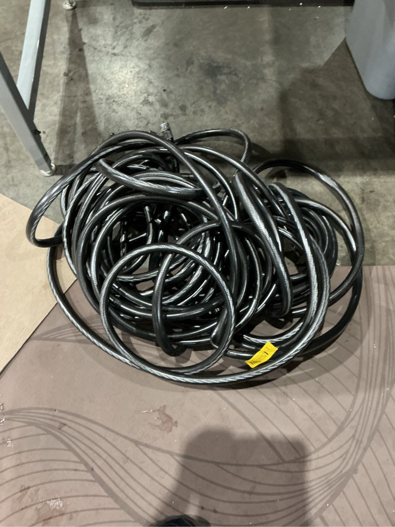 https://lotting-media.assets.bidfta.com/lotting_0aa8676c-5f56-4a08-b9e7-a405cdb7b53c