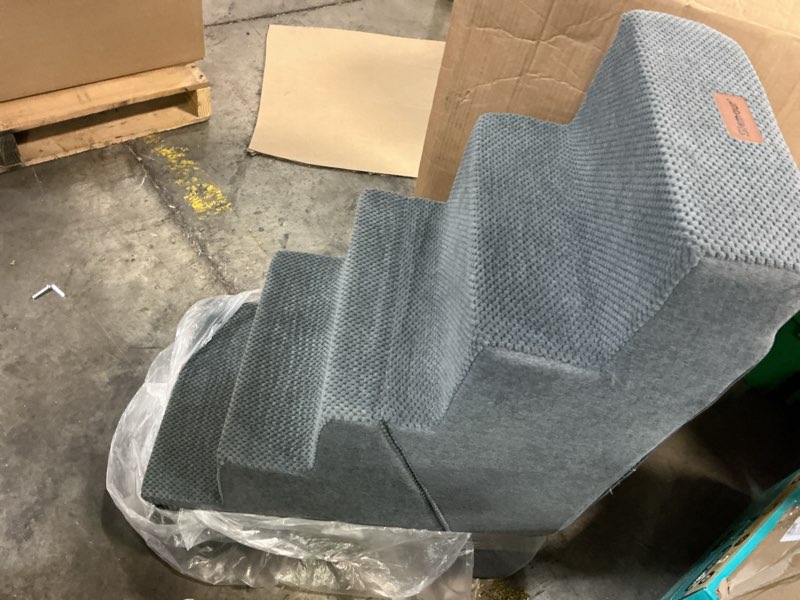 Condition photo showing Good Condition for 5-step dog stairs and ramp for small dogs and cats, pet steps for high bed with non-slip bottom, grey 5-step grey