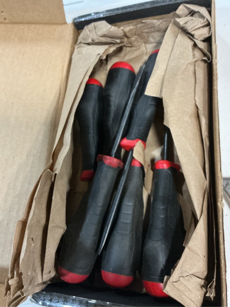Condition photo showing Good Condition for tekton stubby high-torque black oxide blade screwdriver set, 2-piece (#2, 1/4 in.) | drv41208 black oxide blade 2-pc. stubby slotted & phillips