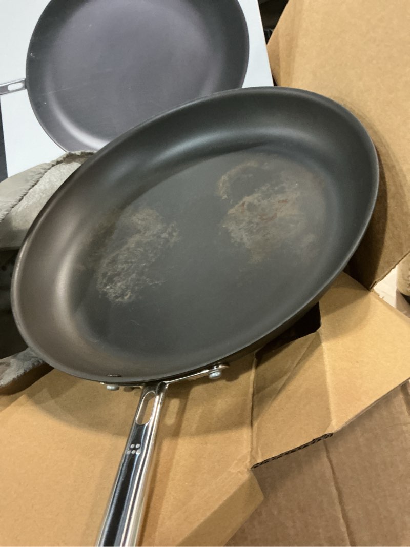 Condition photo showing As Is for Misen 12 Inch Pre-Seasoned Carbon Steel Fry Pan – Lightweight, Even Heating, Heat Retention – Oven Safe to 500°F – Ideal for Searing, Sautéing, and Frying – Versatile Durable, Easy to Clean