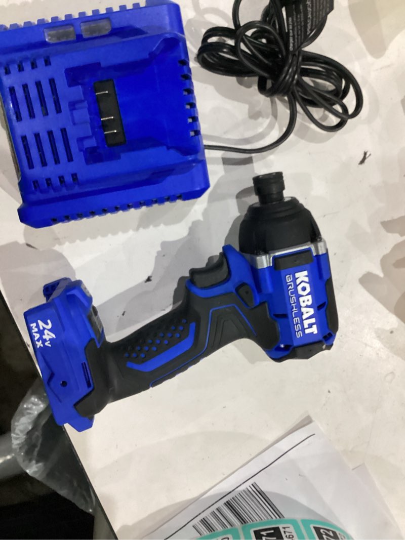 Condition photo showing Good Condition for kobalt 24-volt max-volt 1/2-in drive cordless impact wrench (item #672825)
