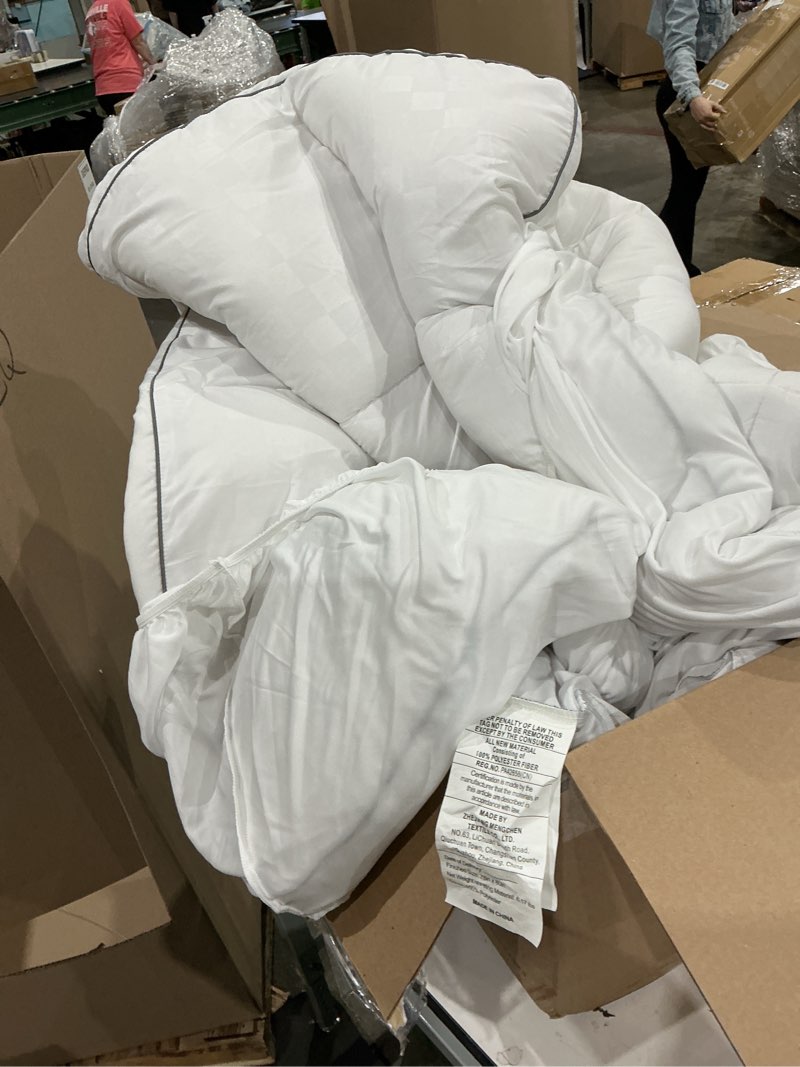 Condition photo showing As Is for mattress topper size:78in x 80in 