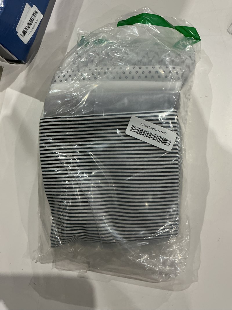 Condition photo showing New/Like New for simple joys by carter's unisex babies' flannel receiving blankets, pack of 7 one size grey/white/black