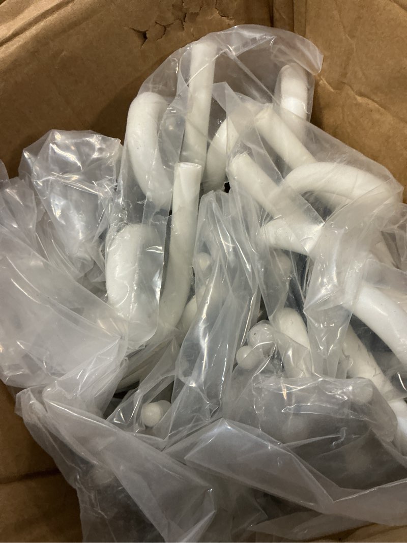 Condition photo showing New/Like New for pk30 pigtail step-in posts for electric fences, rod diameter 0.32 inch (8mm) x 41inch height with 90 extra insulators that can clip onto the posts 30 posts + 90 clips