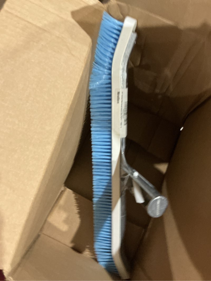 Condition photo showing Good Condition for leisurequip deluxe swimming pool 18 inch curved wall brush with blue nylon bristles and aluminum handle (deluxe)