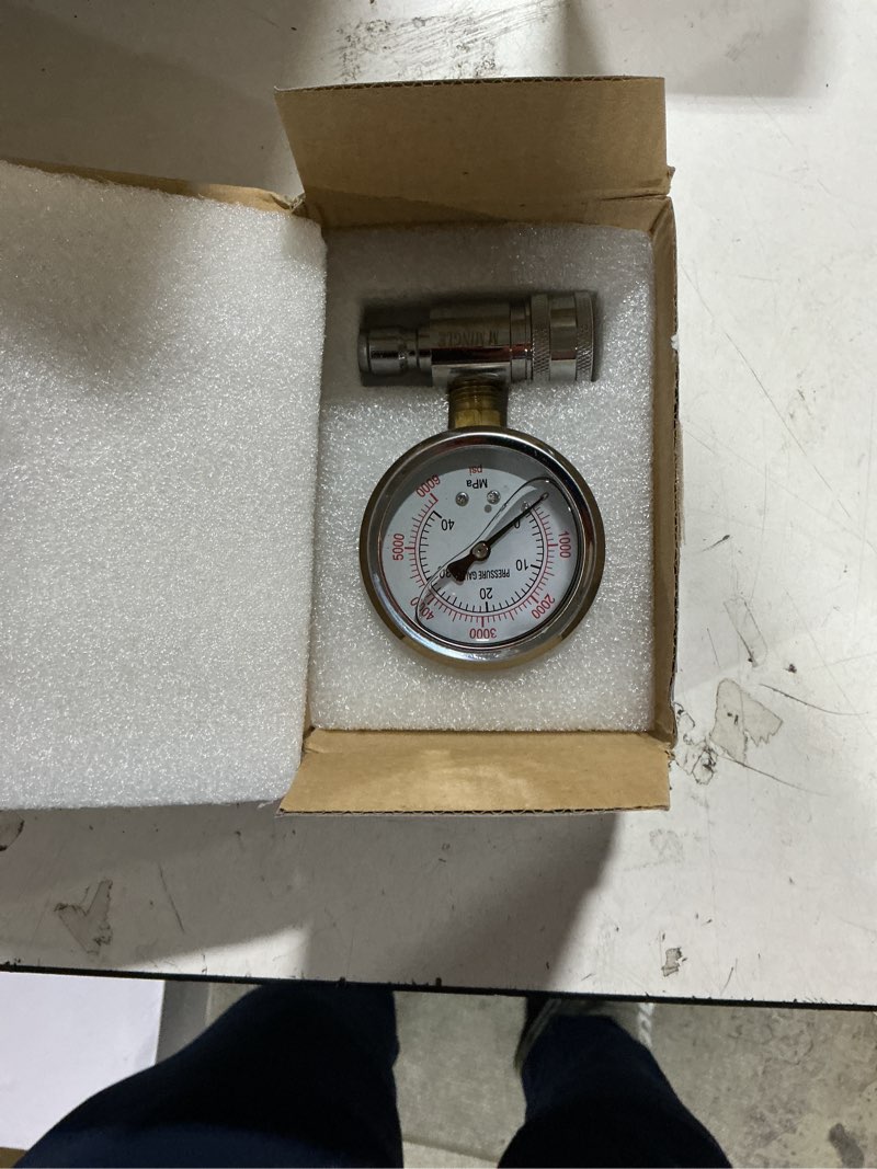 Condition photo showing New/Like New for m mingle pressure washer gauge kit, 3/8 inch quick connect, 6000 psi