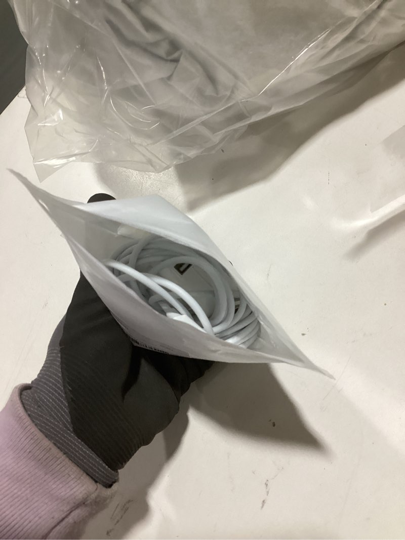 Condition photo showing Good Condition for Fitquipment Compatible with iPad iPhone Charger Fast Charging 2Set 6FT Cable Cord with 12W Foldable Block Charging Travel Wall Plug Compatible with i Pad, iPadPro, iPadAir,iPhone 6.6FT