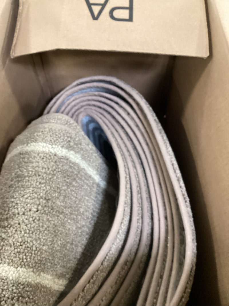 https://lotting-media.assets.bidfta.com/lotting_0ae1307d-472e-4613-8e0e-9b830264f4fa