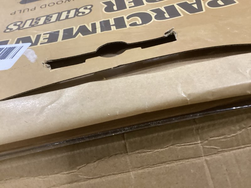 Condition photo showing Good Condition for 200 pcs parchment paper sheets, 12 x 16 inch, precut non-stick parchment sheets for baking, cooking, grilling, air fryer and steaming - unbleached, fit for half sheet pans