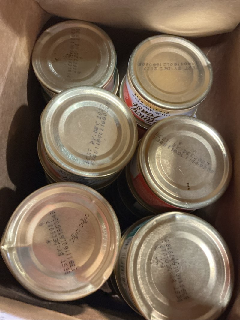 Condition photo showing Good Condition for purina fancy feast seafood classic pate collection grain free wet cat food variety pack - (pack of 30) 3 oz. cans