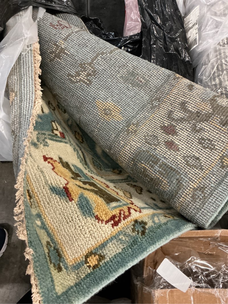 Condition photo showing Good Condition for quinse saoirse hand-knotted wool rug(size: 8' x 10')