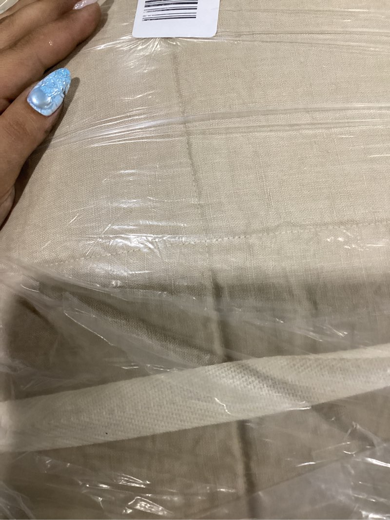 Condition photo showing Good Condition for beige tan box quilt set quince