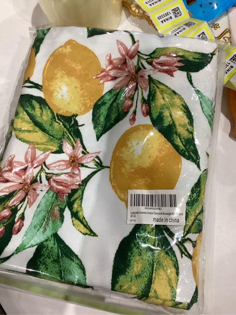 Condition photo showing New/Like New for Larponder Summer Lemon Flower Tablecloth 52x70 inches Polyester Rectangle, Spillproof Washable Reusable Table Cloth for Dining Room, Farmhouse, Picnic, Outdoor, Kitchen Table Décor Lemon-3 70" x 52" (Rectangular)