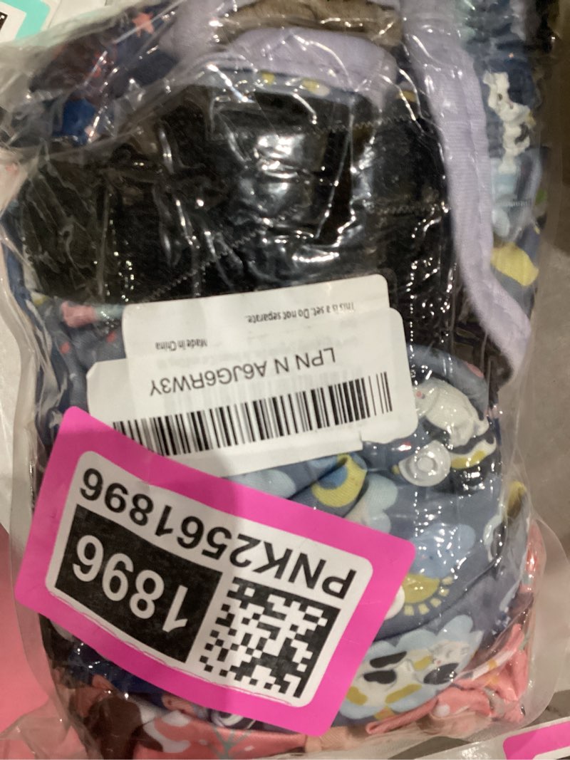 Condition photo showing Good Condition for Reusable Cat Diapers 3 Pack with Good Absorbency Kitten Diapers for Female Cats Small& Male Cat Easy to Put on Adorable Secure Fit M Medium (10"-13.5"Waist? cat-1