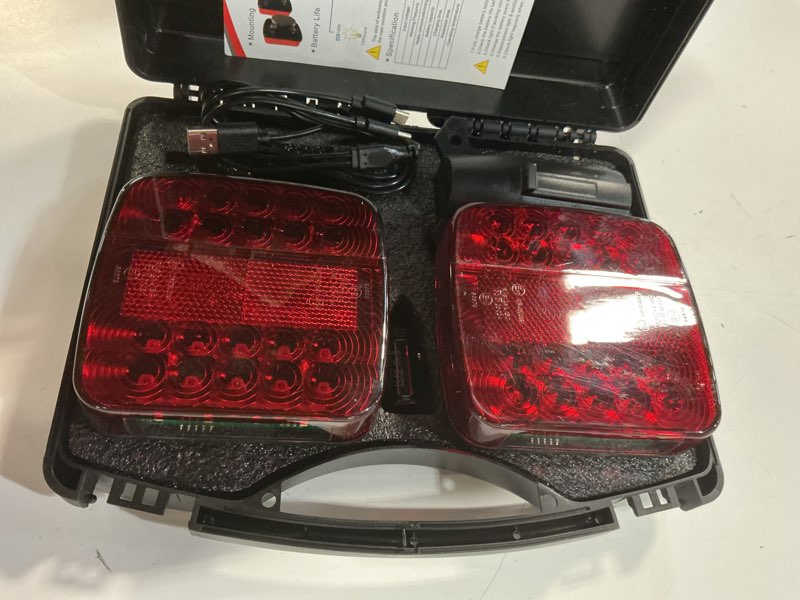Condition photo showing Good Condition for wireless trailer lights kit magnetic, led wireless tail lights for trailer with strong magnet and rechargeable battery, ip67 waterproof, portable tow light set for trucks, rvs, boats, campers 3.9in*3.9in
