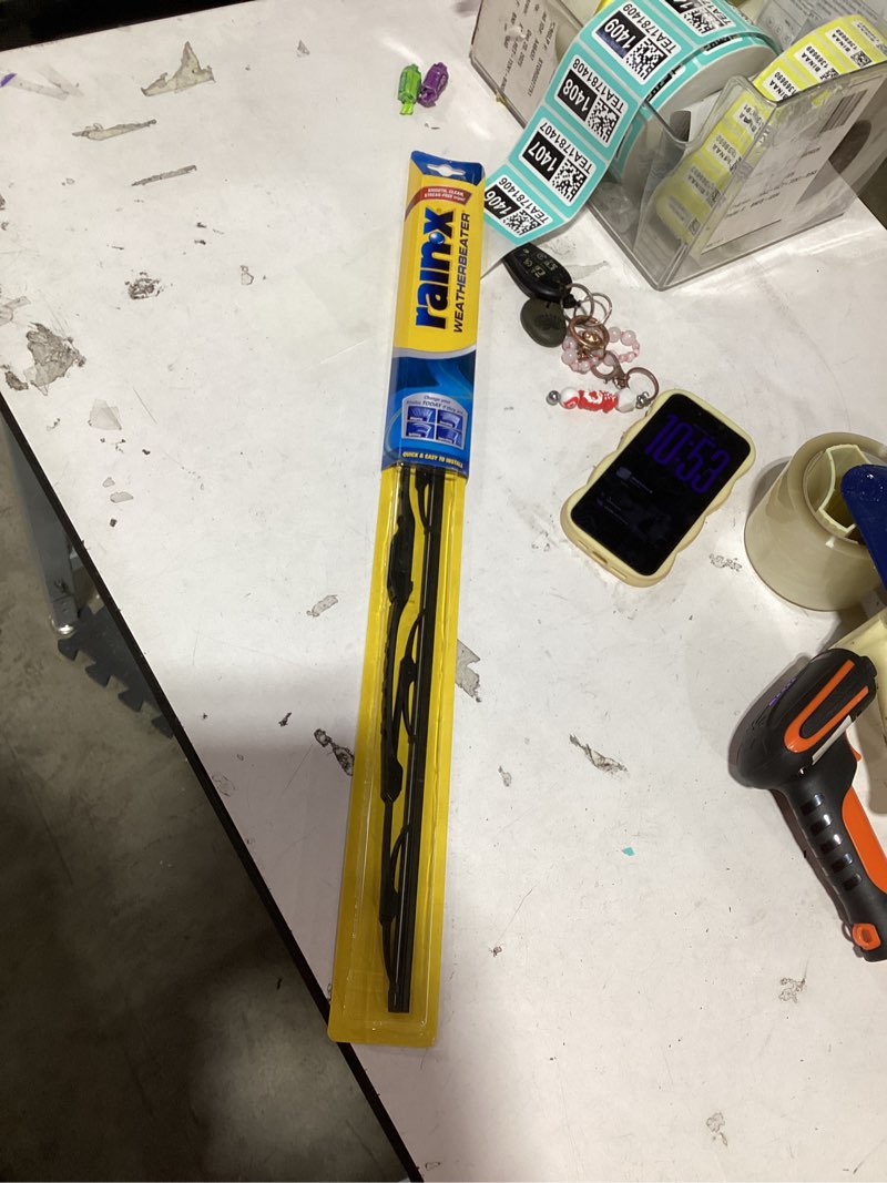 Condition photo showing Good Condition for Rain-X 820149 WeatherBeater Wiper Blades, 22" Windshield Wipers (Pack of 2), Automotive Replacement Windshield Wiper Blades That Meet Or Exceed OEM Quality And Durability 22" Pack of 2