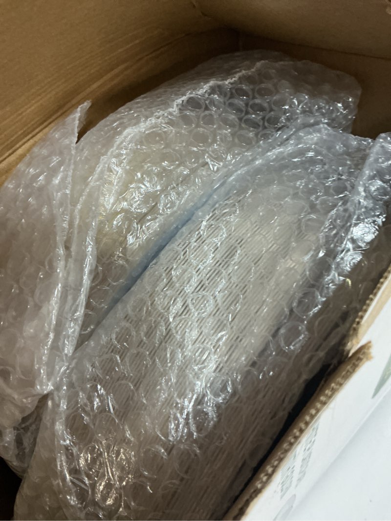 Condition photo showing Good Condition for FOCUSLINE 100 Count Gold Plastic Plates 10.25 Inch, Disposable Heavy Duty Dinner Plates, Premium Hard Plastic Plate Fancy Disposable White Plate with Gold Rim 10.25Inch