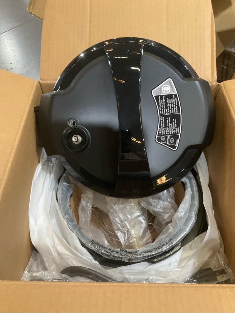Condition photo showing As Is for comfee’ 6qt electric pressure cooker  9-in-1 instant multi cooker olla de presion rice cooker slow cooker steamer sauté yogurt maker non-stick pot