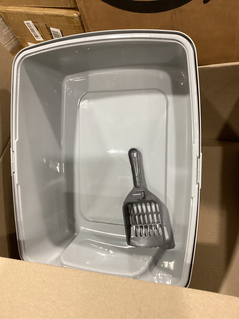 Condition photo showing Good Condition for stainless steel litter box with high sided, metal cat litter box, odor-free, non-stick litterbox pan, easy to clean pet supplies toilet tray for indoor cats, kittens or multicat homes 16.93"l x 12.99"w x 5.12"h