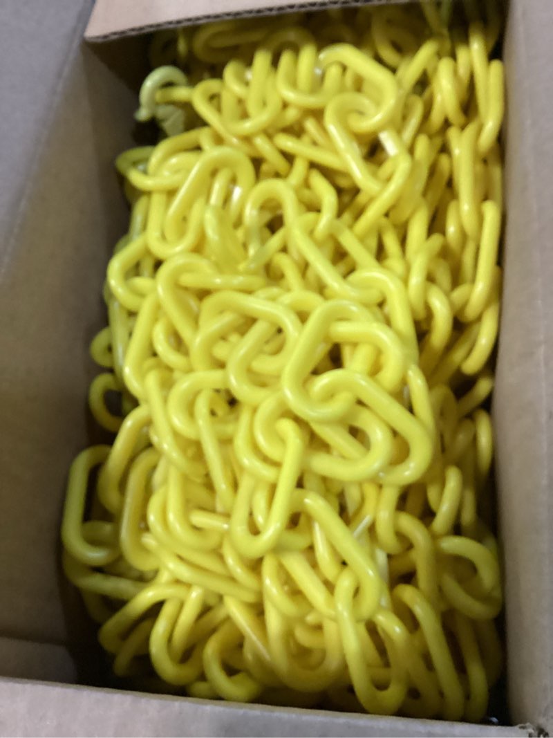 Condition photo showing New/Like New for mr. chain plastic barrier chain, yellow, 2-inch link diameter, 100-foot length (50002-100), 100 feet length 100 feet yellow