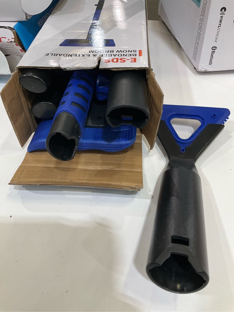 Condition photo showing Good Condition for E-SDS 60” Snow Broom Ice Scraper Bendable Snow Remover for Cars with 12.2” Foam Head, Extendable Snow Brush for Car, Truck and SUV, Blue