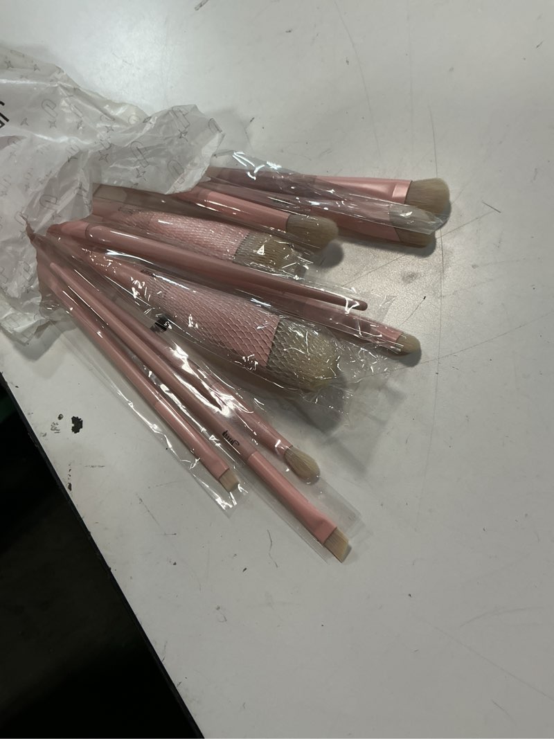 Condition photo showing New/Like New for jessup pink makeup brushes set 14pcs make up brushes premium vegan foundation concealer blush eyeshadow eyeliner powder highlighter blending face brush set, t495 full brush set c-pink-14pcs