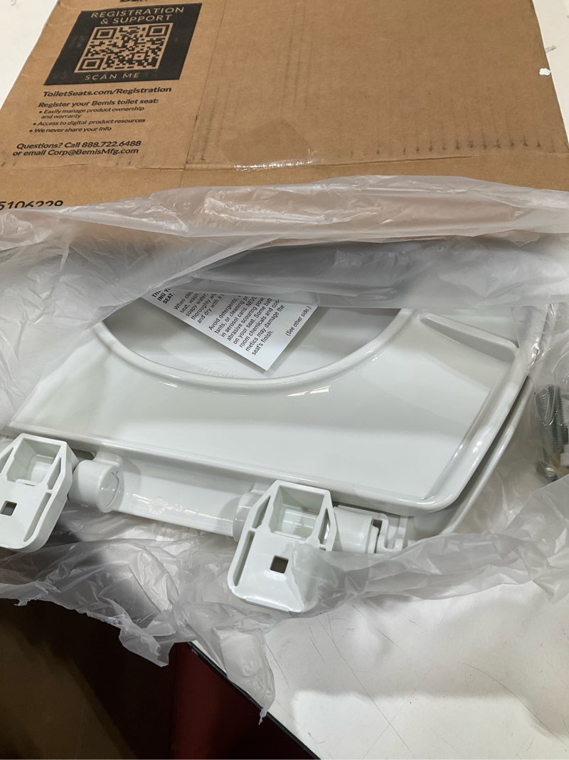 Condition photo showing Good Condition for mayfair little2big? elongated plastic toilet seat in white with sta-tite? seat fastening system? and whisper•close? hinge