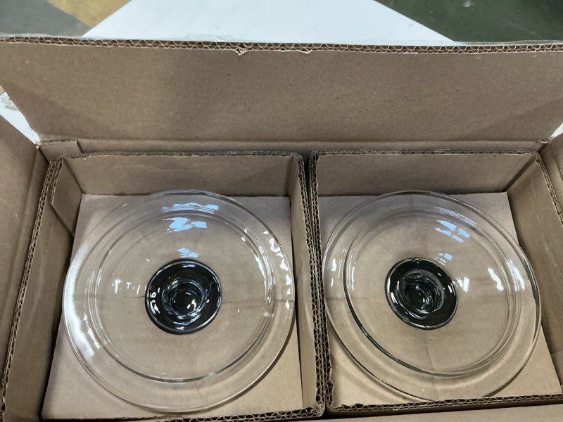Condition photo showing Good Condition for Anchor Hocking Heritage Hill 3 Quart Glass Jar with Lid, Set of 2 3 Quart, Set of 2