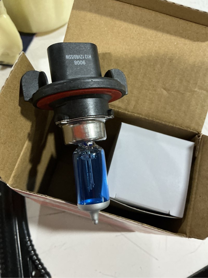 Condition photo showing Good Condition for light bulbs fit for nissan sentra 2004-2012, 9008 high low beam high performance halogen headlight bulb combo, 6000k white light, pack of 2 fit for nissan sentra 2004-2012 hi/lo