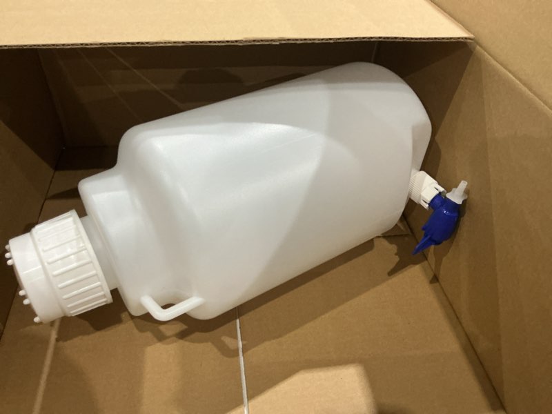 Condition photo showing Good Condition for ultechnovo 5l laboratory water dispenser with leak-proof spigot, heavy duty pe carboy with scale for chemical storage, break-resistant di water container for school labs, science class & outdoor campi