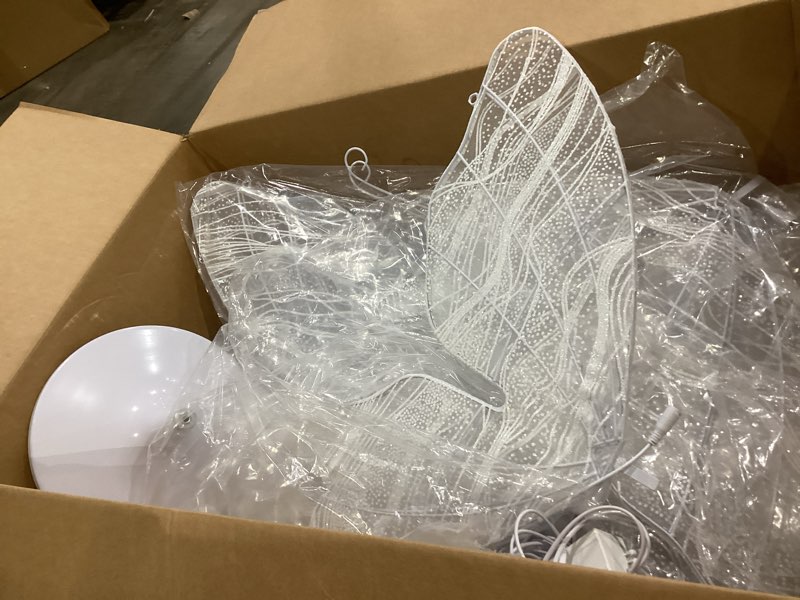 Condition photo showing As Is for wedding butterfly floor lamp led romantic elegant decoration party atmosphere props (diameter 80cm, white)