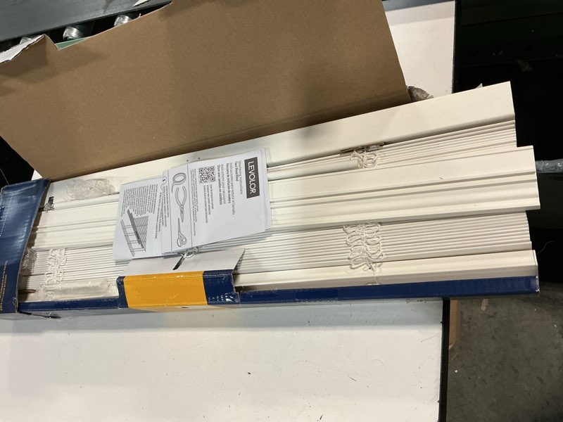 Condition photo showing Good Condition for levolor trim+go 2-in slat width 31-in x 72-in cordless white faux wood room darkening horizontal blinds