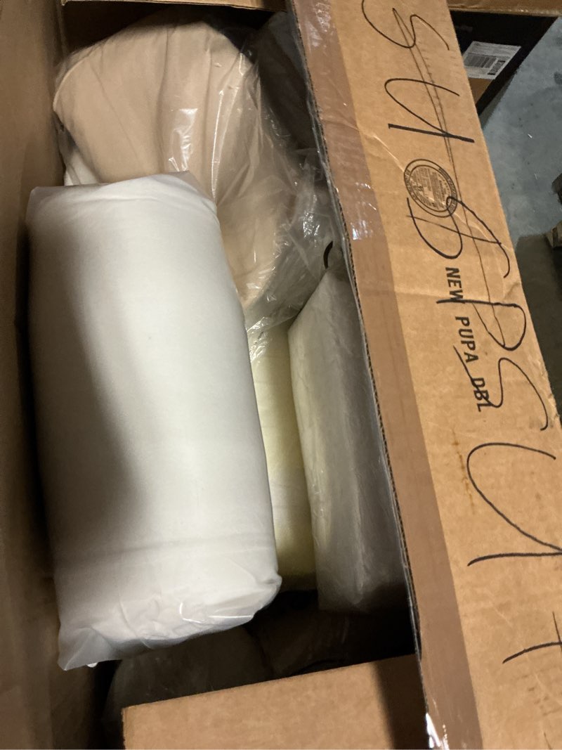 Condition photo showing Good Condition for aaaaacessories outdoor seat cushions for chairs, fade-resistant, waterproof patio furniture replacement cushions, 22\" x 22\" x 3\" + 22\" x 17\", set of 4, beige beige 22\"x22\"x3\" / 22\"x17\"