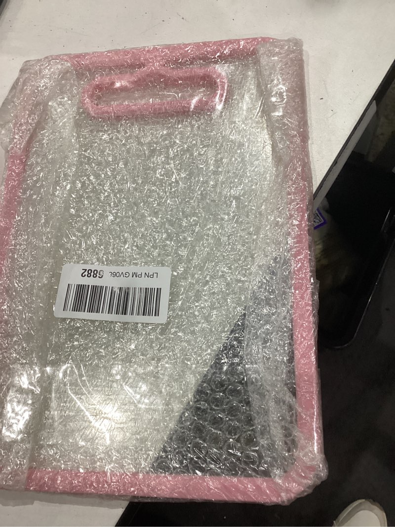 Condition photo showing Good Condition for tempered glass cutting board for kitchen - high-strength glass with non-slip silicone frame.scratch/heat/shatter resistant, bpa-free, ldeal alternative to plastic & wood cutting boards beige