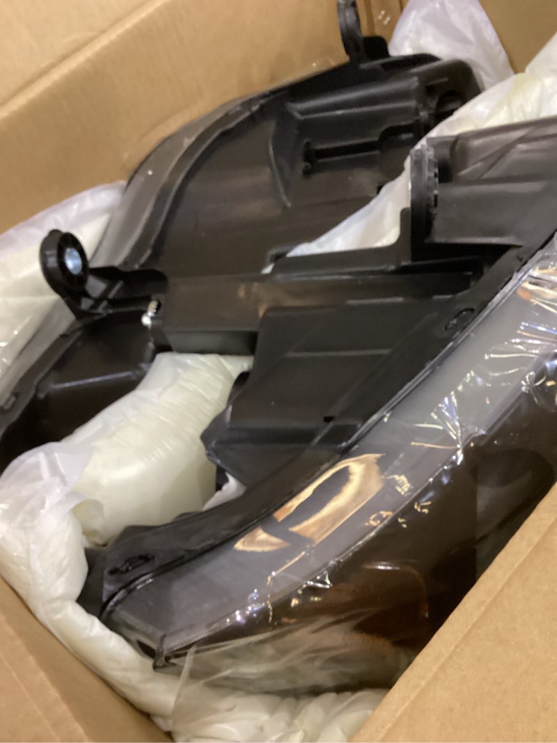 Condition photo showing New/Like New for Headlights Assembly Black Housing fit for 2011-2020 Dodge Grand Caravan,2008-2016 Chrysler Town & Country Head Light Headlamp Driver and Passenger Side, Black Housing Amber Side