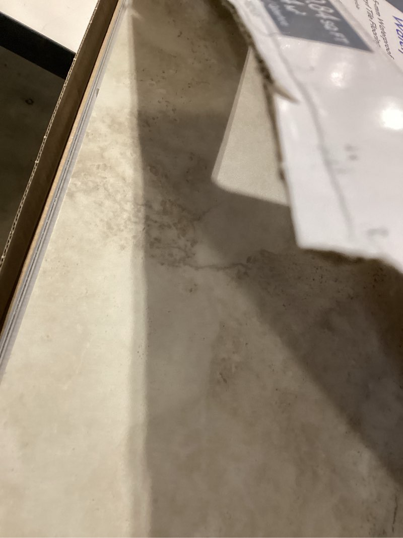 Condition photo showing Good Condition for style selections akoya 12-mil x 16-in w waterproof marble look luxury vinyl tile flooring ( 20.84-sq ft