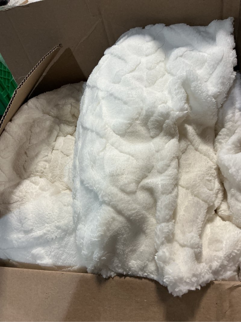 Condition photo showing As Is for Andency Fluffy Sherpa King Comforter Set, Super Soft White Fleece Warm Bedding for Winter, Luxury Jacquard Boho Thick Fuzzy Plush Bed Set 3 Pieces(1 Shaggy Comforter, 2 Pillowcases) White King(104''x90'')