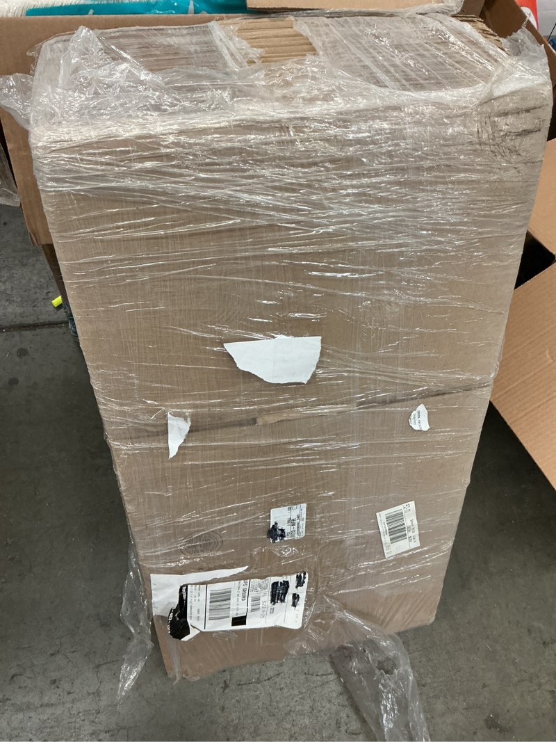 Condition photo showing New/Like New for set of 25, 20 x 12 x 4” flat corrugated boxes